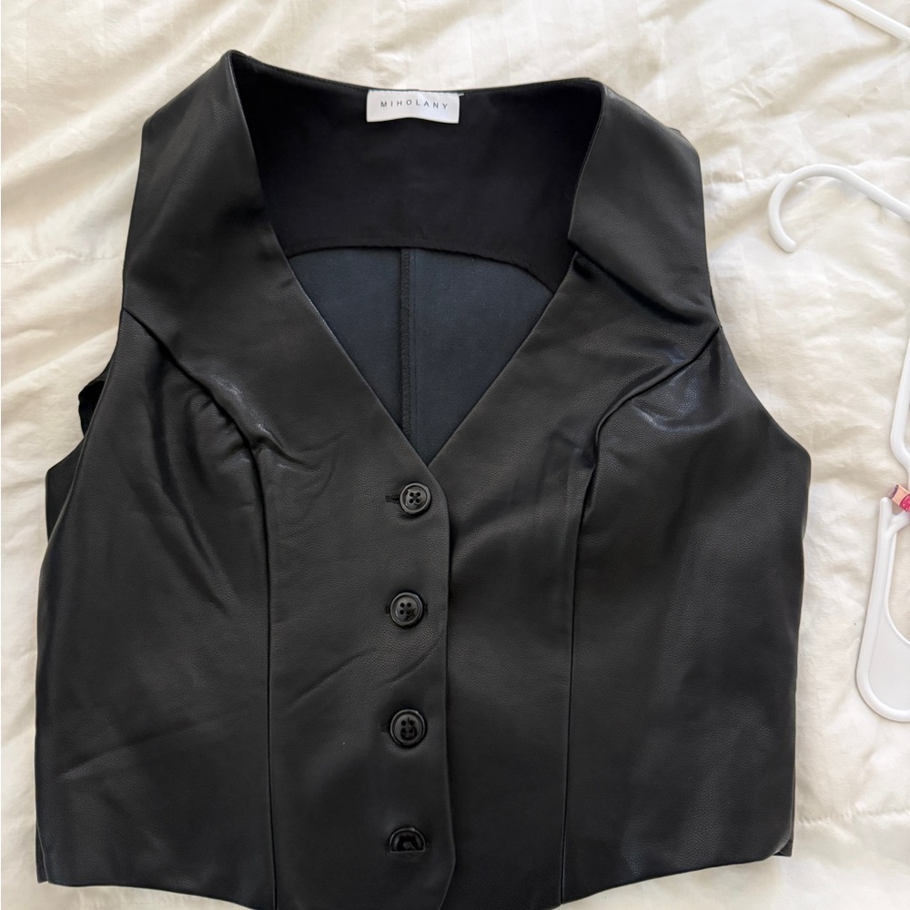 Black Leather Vest by Midlanny